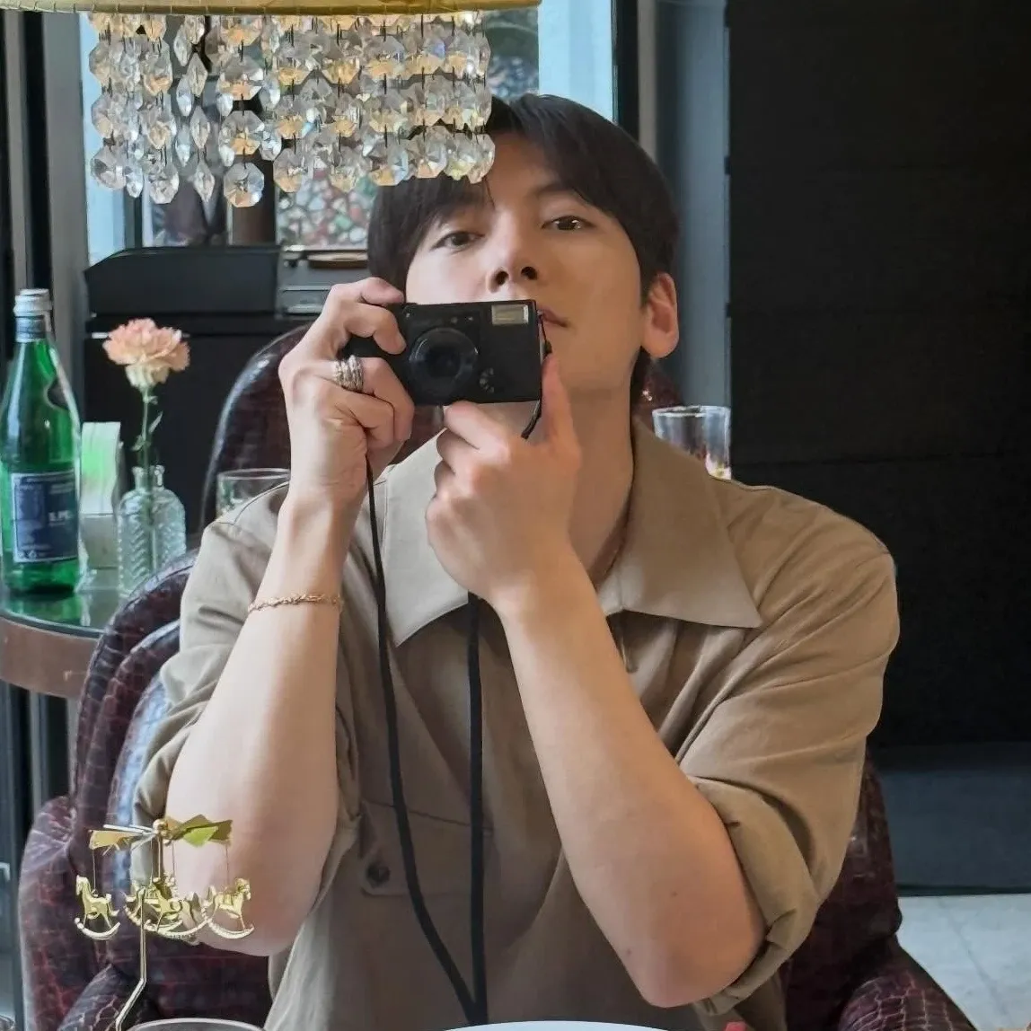 지창욱 최근 활동샷