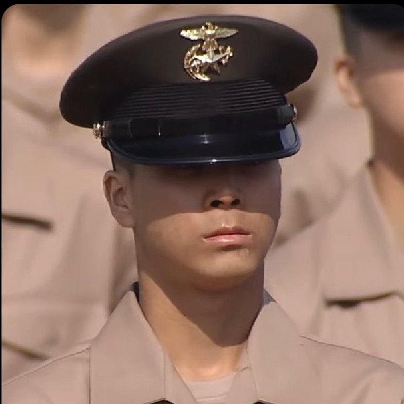 粉丝拍下的郑东元瞬间