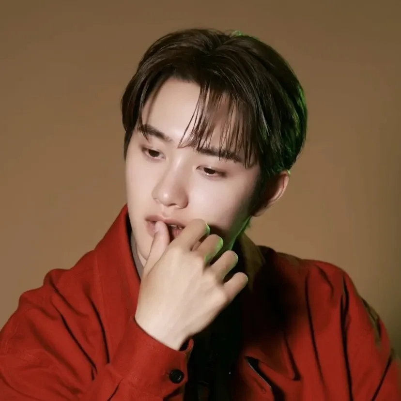 도경수 (디오)의 비하인드 컷