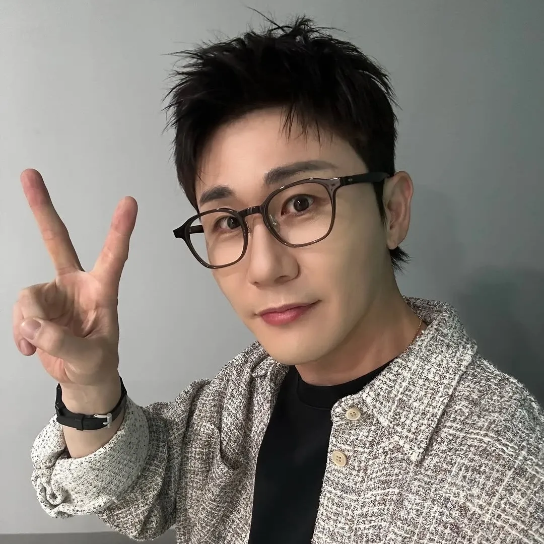 영탁의 비하인드 컷