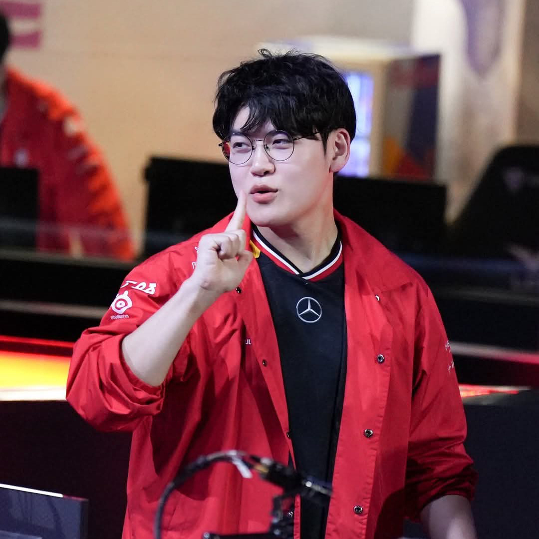 A moment captured by a fan of Gumayusi