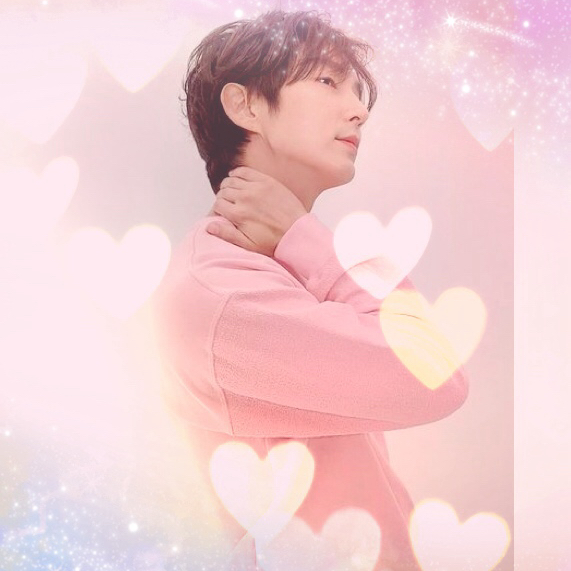 Behind-the-scenes cut of Lee Joongi