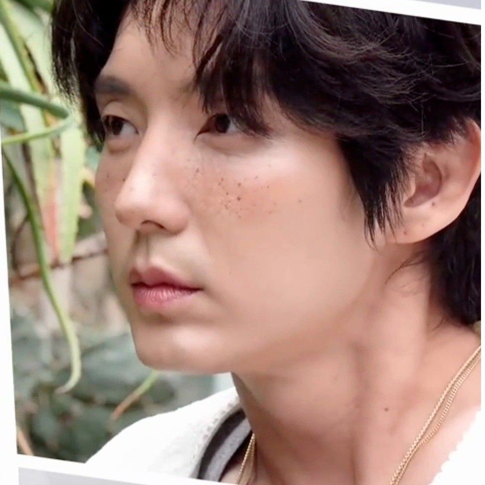 Foto kegiatan terbaru dari Lee Joongi