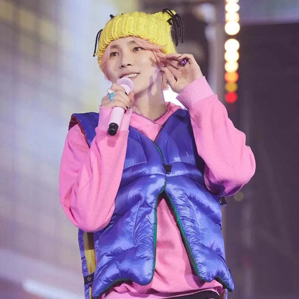 A moment captured by a fan of Key