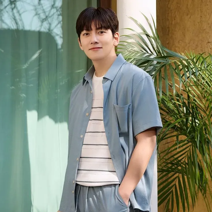 Latest photo of Ji Changwook