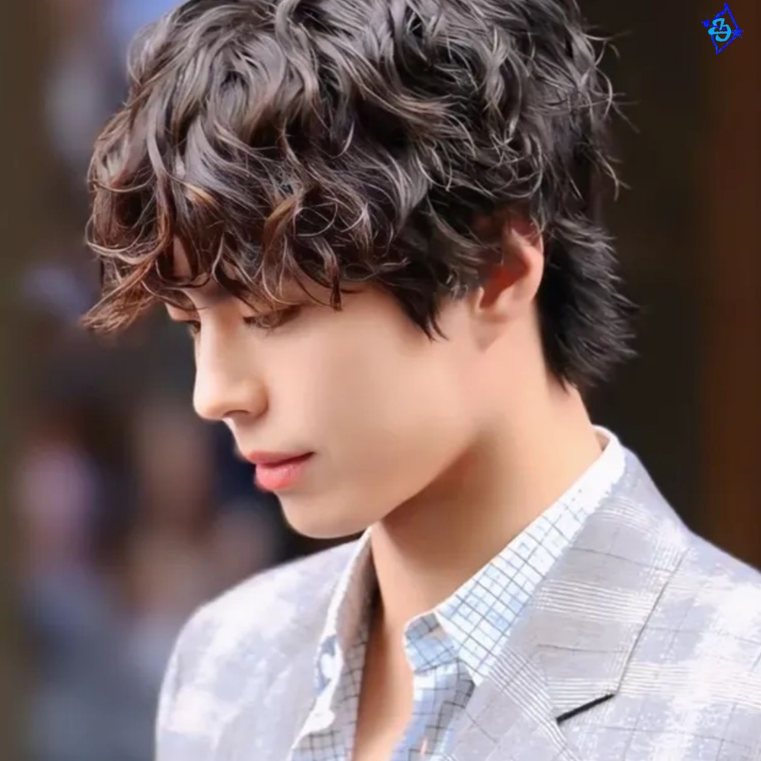 A moment captured by a fan of Park Bogum