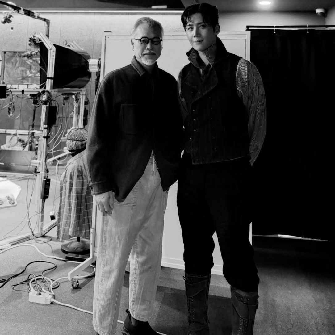 粉丝拍下的金宣虎瞬间