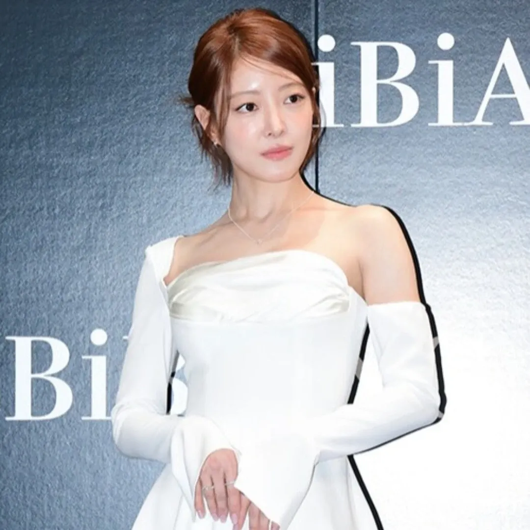 Recent activity shot of Lee Seyoung