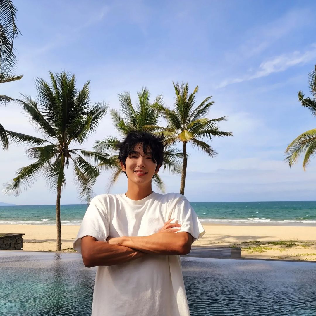 Recent activity shot of Lee Joongi