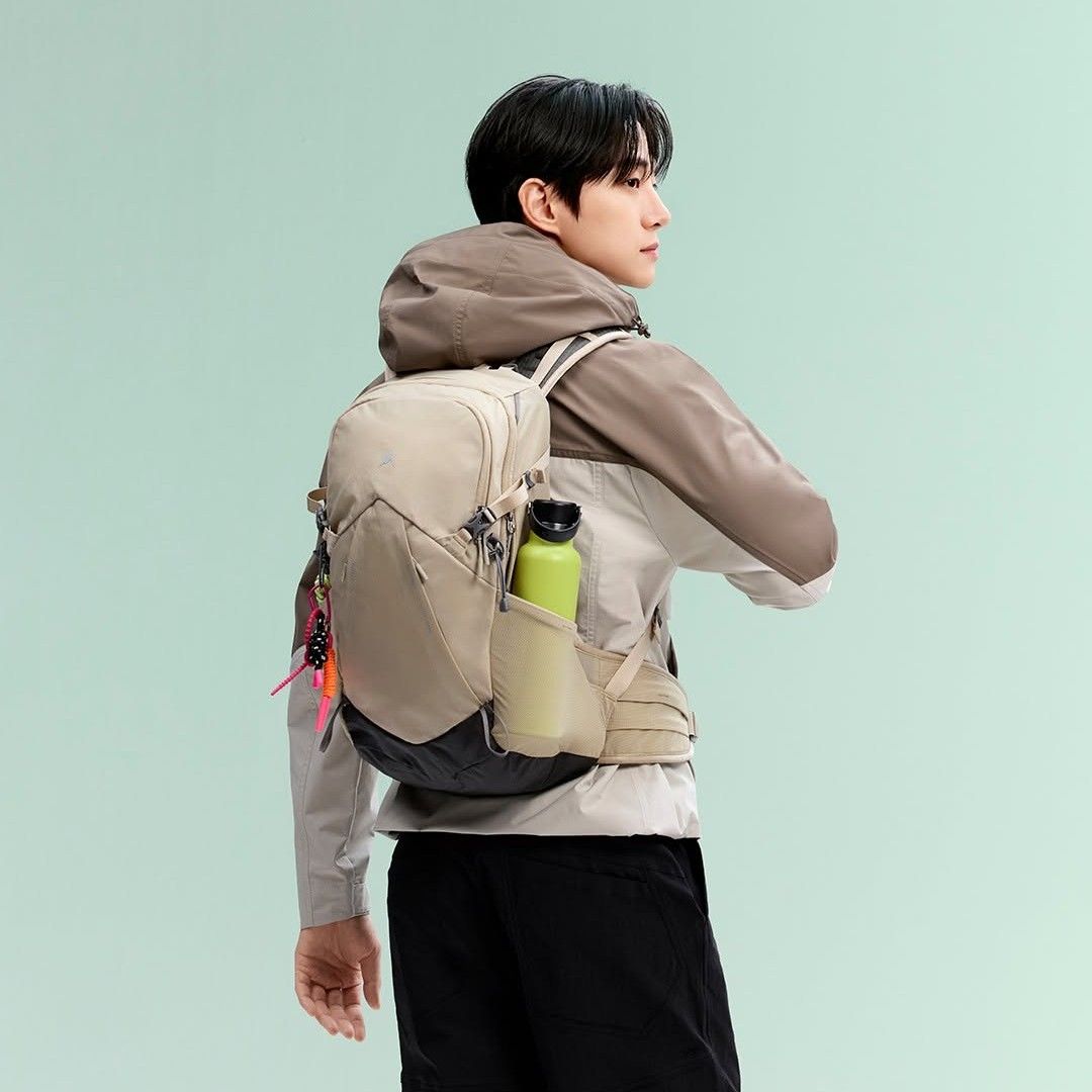 Foto kegiatan terbaru dari Lee Junho