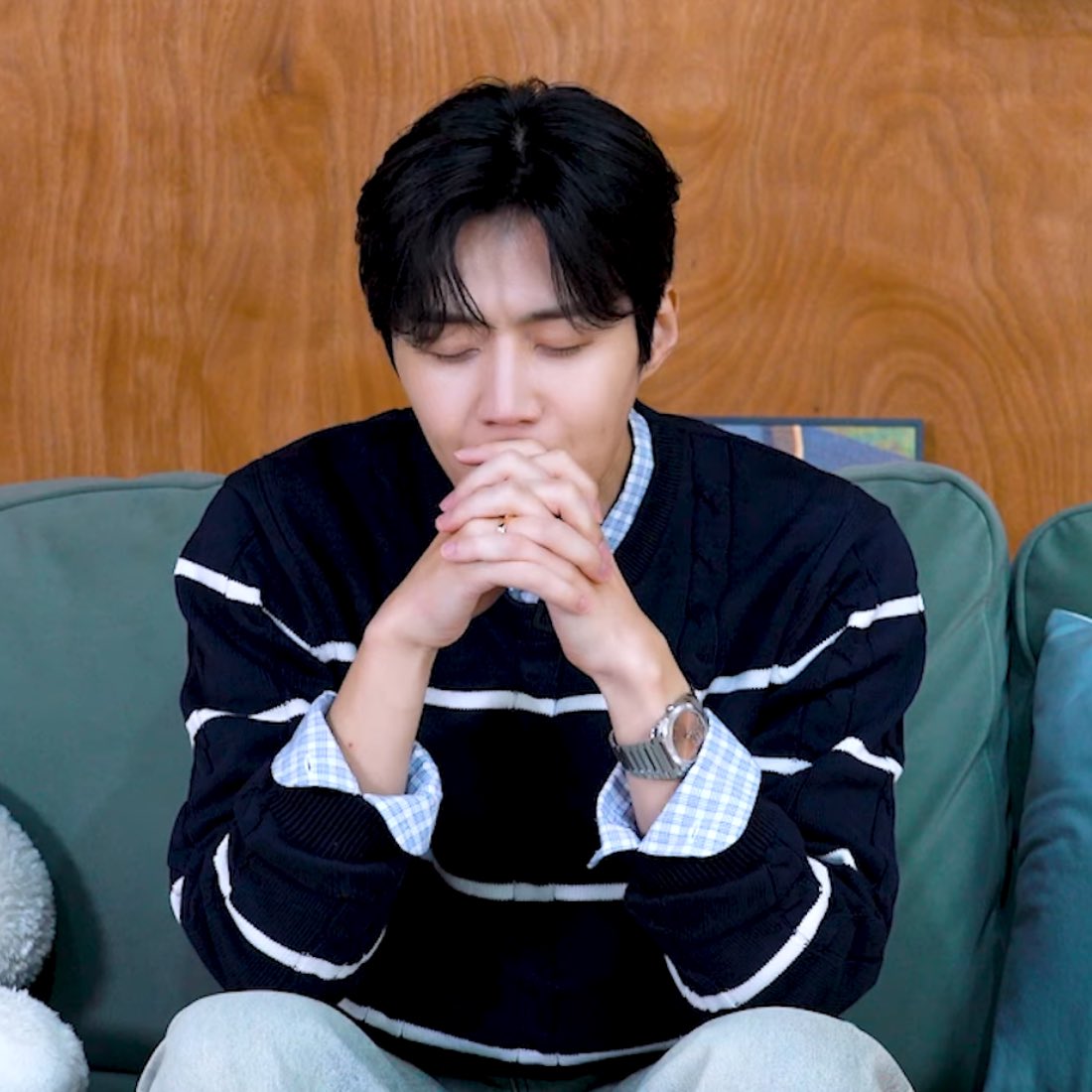 Behind-the-scenes cut of Kim Seonho