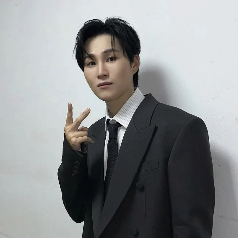 김희재의 비하인드 컷
