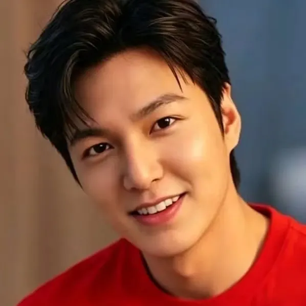 Latest photo of Lee Minho