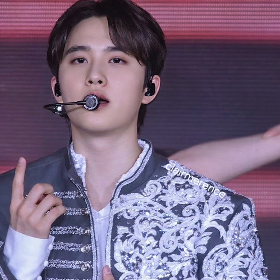 都暻秀 (D.O.)的近期活动照