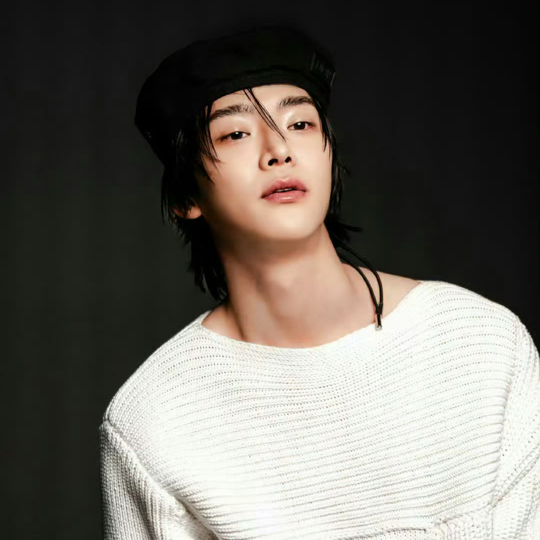 路云的最新照片