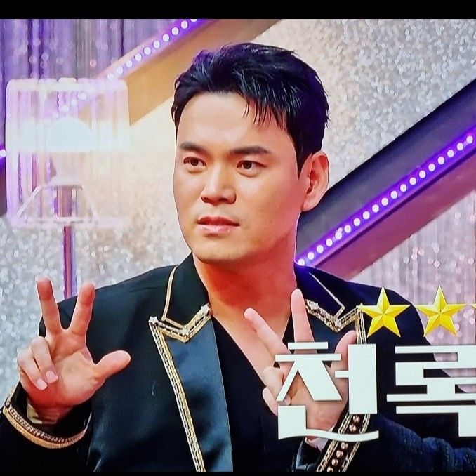 A moment captured by a fan of Cheonrokdam