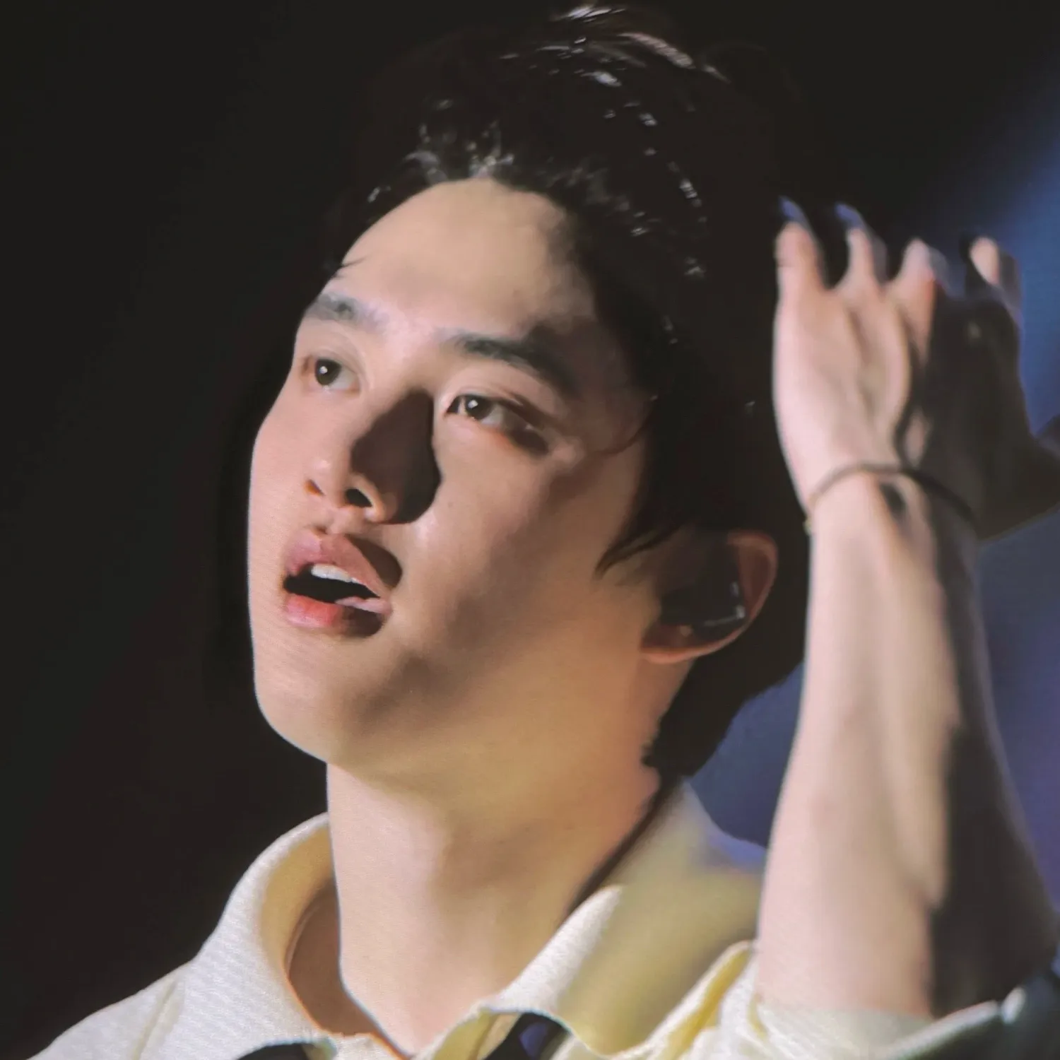 Behind-the-scenes cut of Doh Kyungsoo (D.O.)