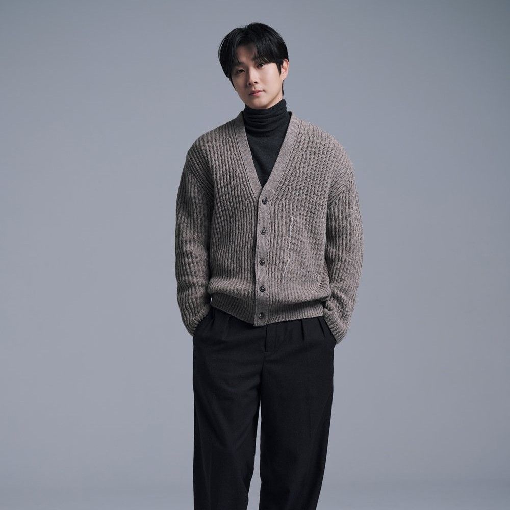 A moment captured by a fan of Choi Wooshik