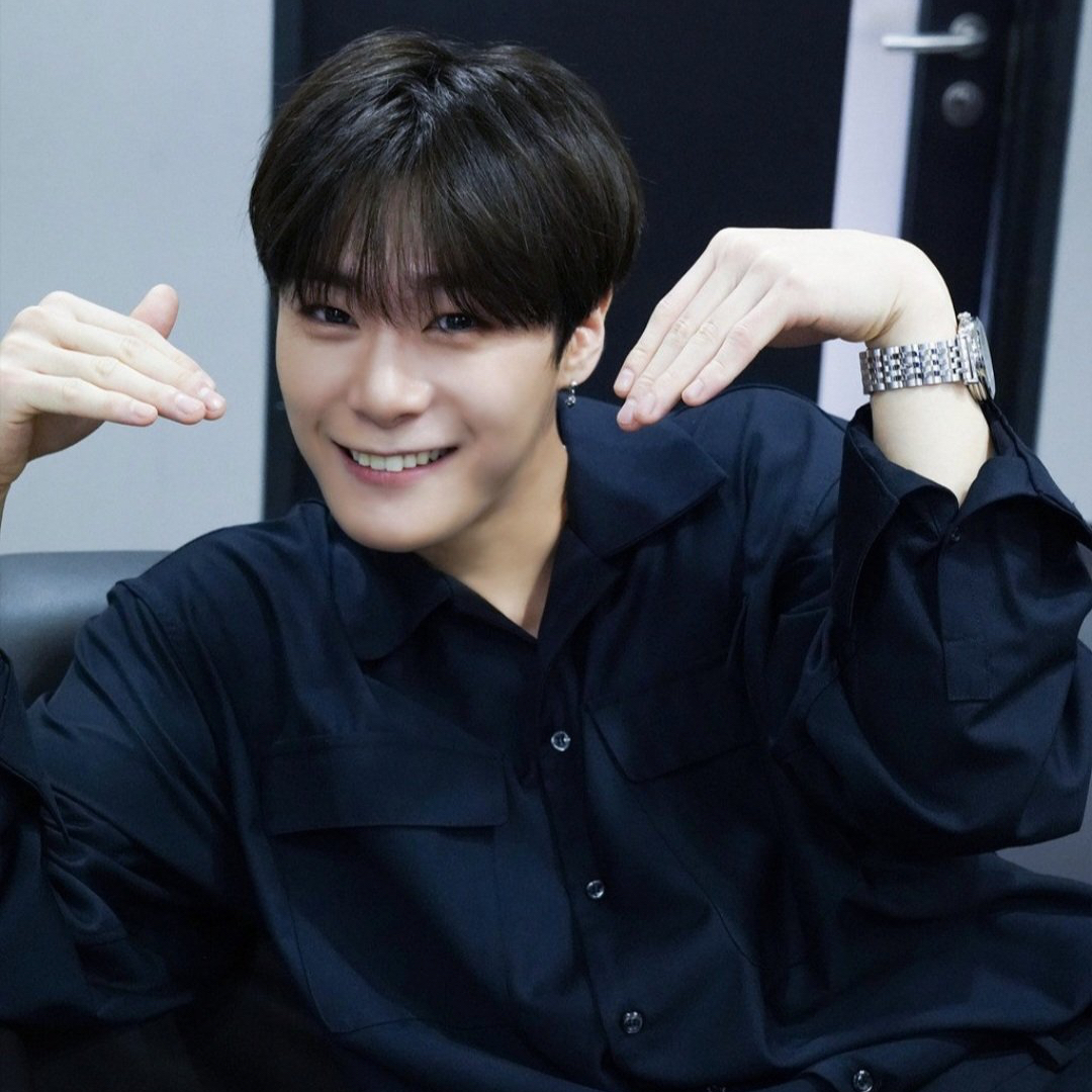 Latest photo of Cha Eunwoo