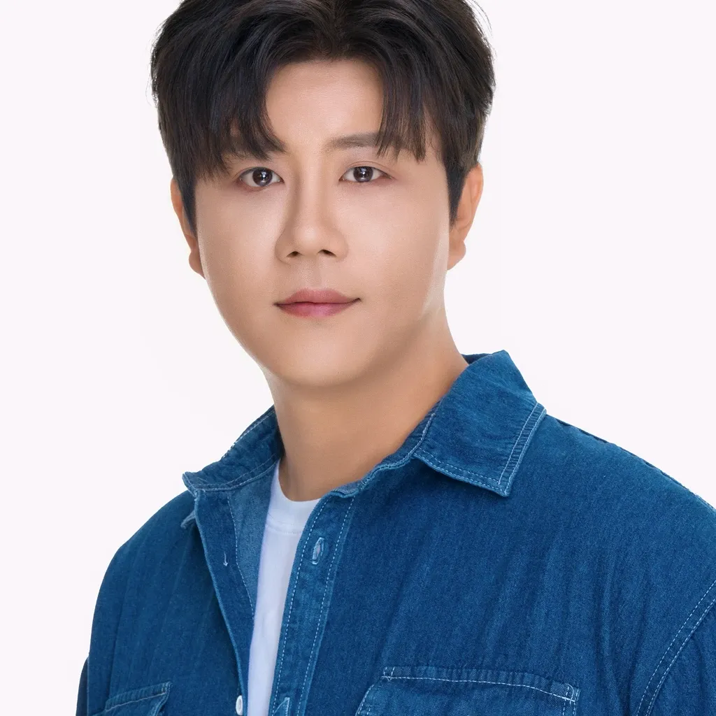 Recent activity shot of Jin Haesung
