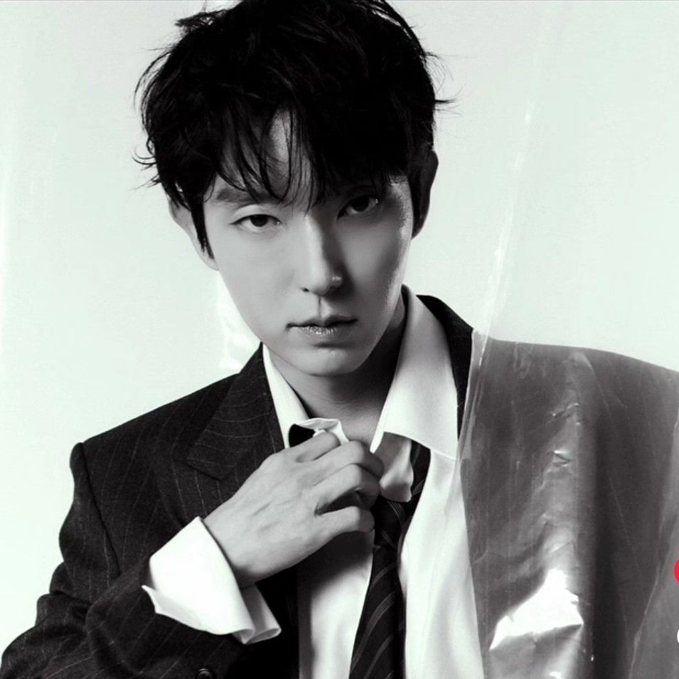 Recent activity shot of Lee Joongi