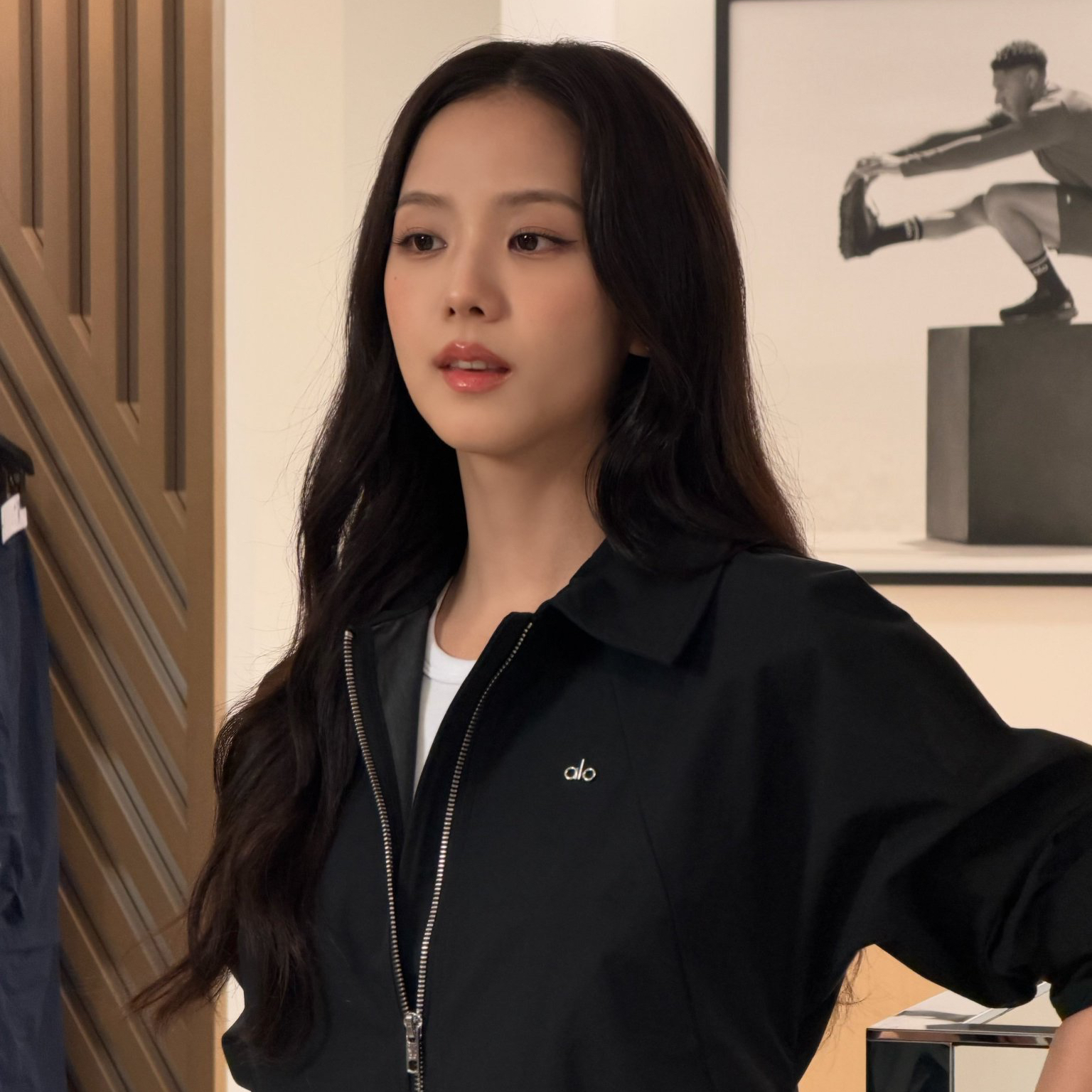 Recent activity shot of Jisoo (1995)