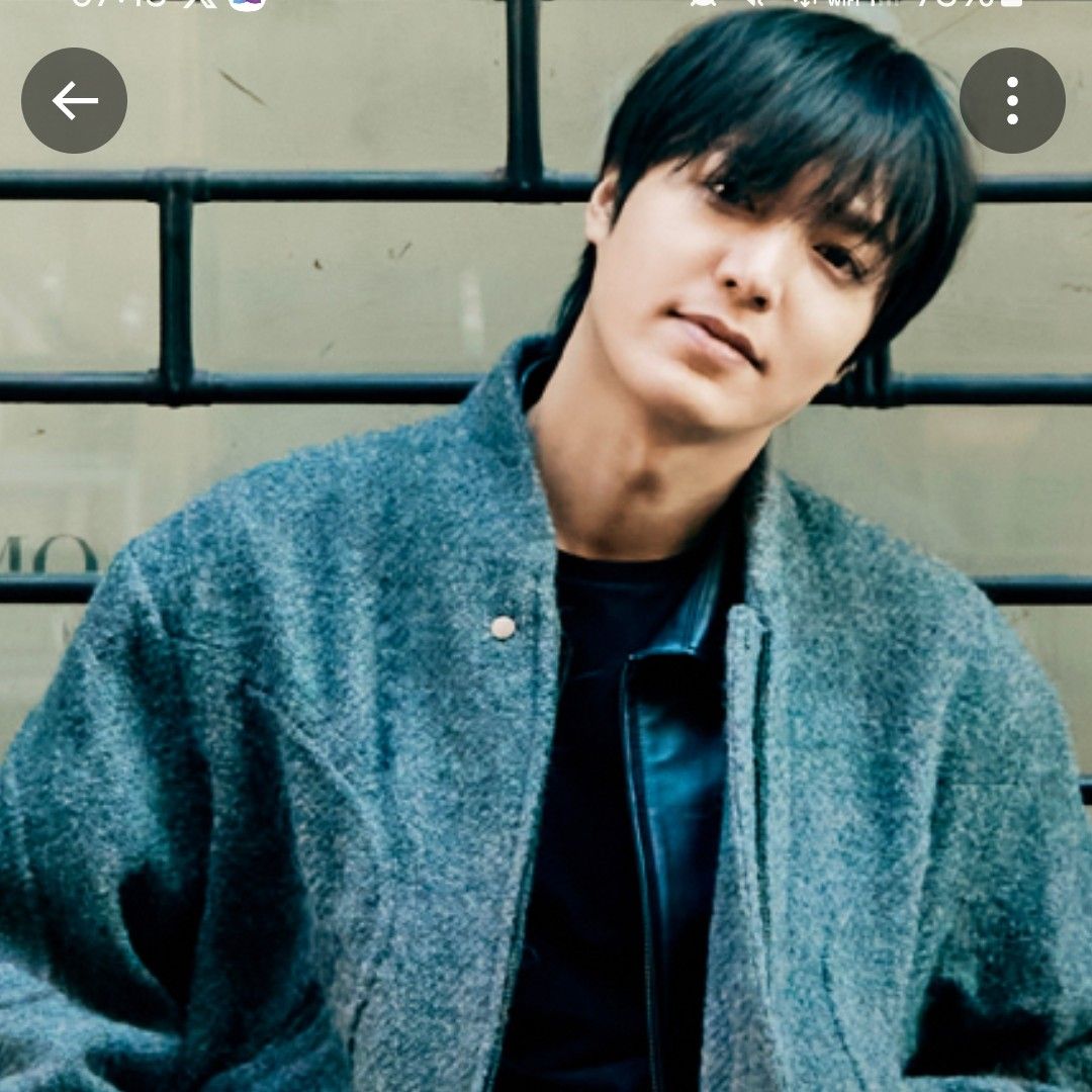 イ・ミンホの最近の活動ショット