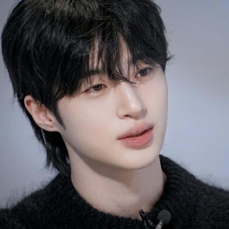 A moment captured by a fan of Byeon Wooseok