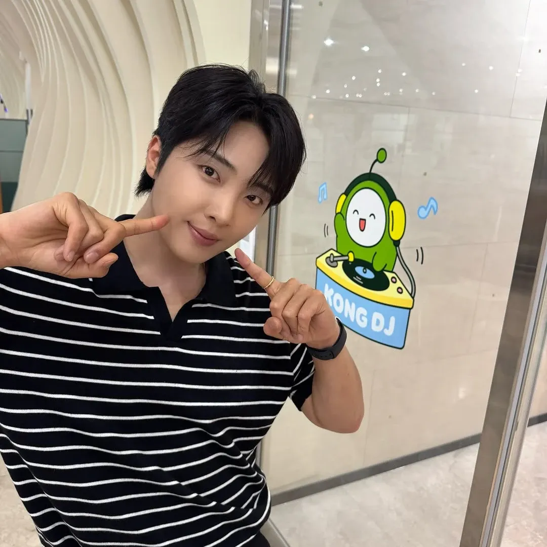 Behind-the-scenes cut of Hwang Yunsung