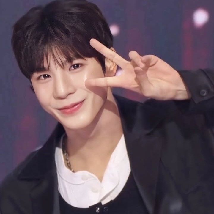 チョン・ドンウォンの最近の活動ショット