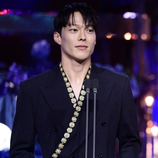 장기용 최근 활동샷