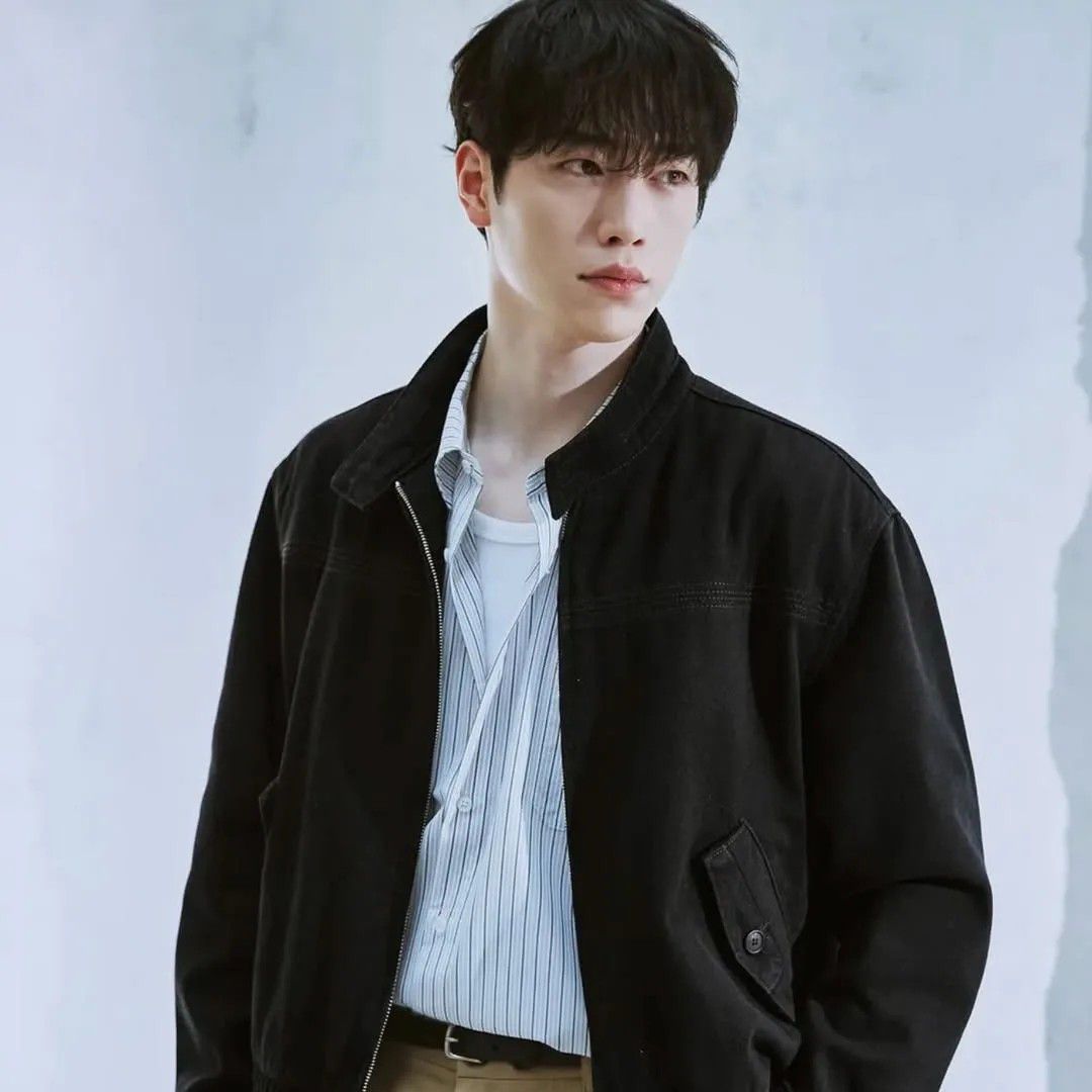 Latest photo of Seo Kangjoon