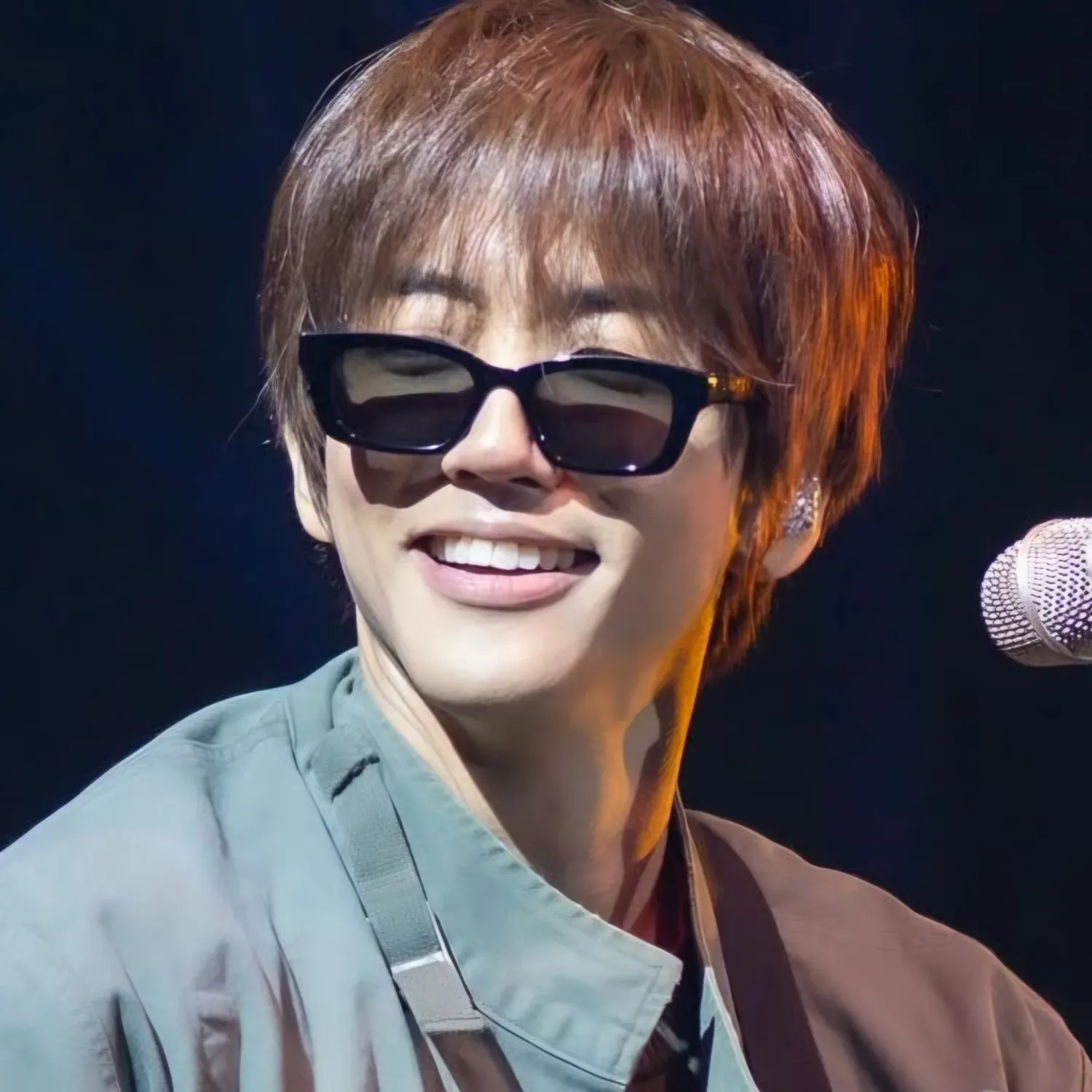 Behind-the-scenes cut of Lee Seungyoon