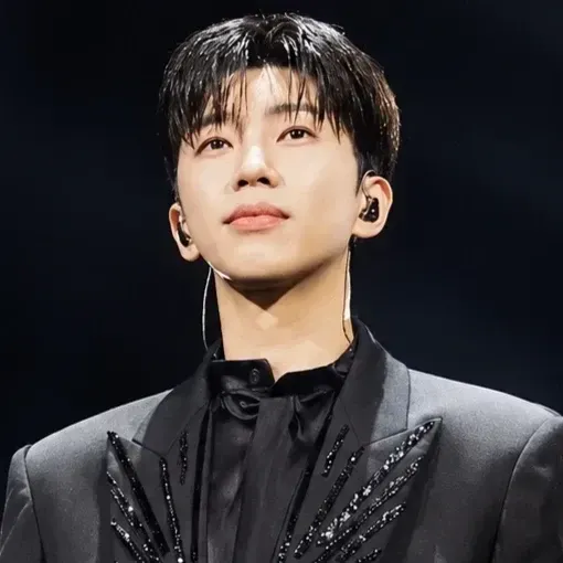 Cuplikan di balik layar dari Lim Youngwoong