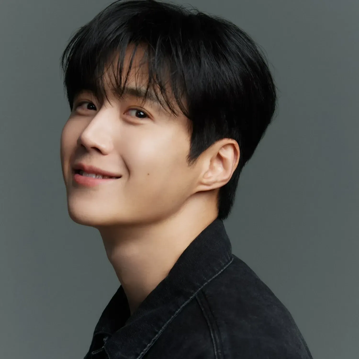 Latest photo of Kim Seonho