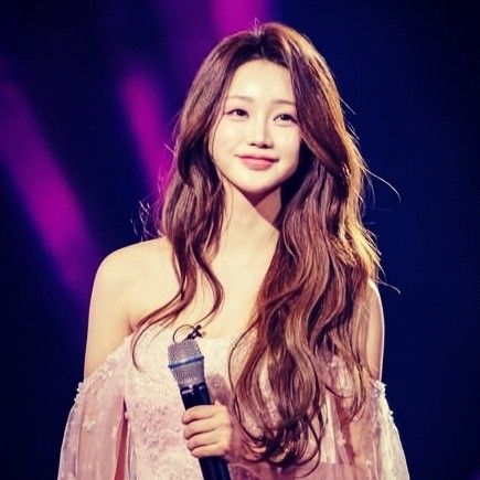 Foto kegiatan terbaru dari Hong Jiyoon