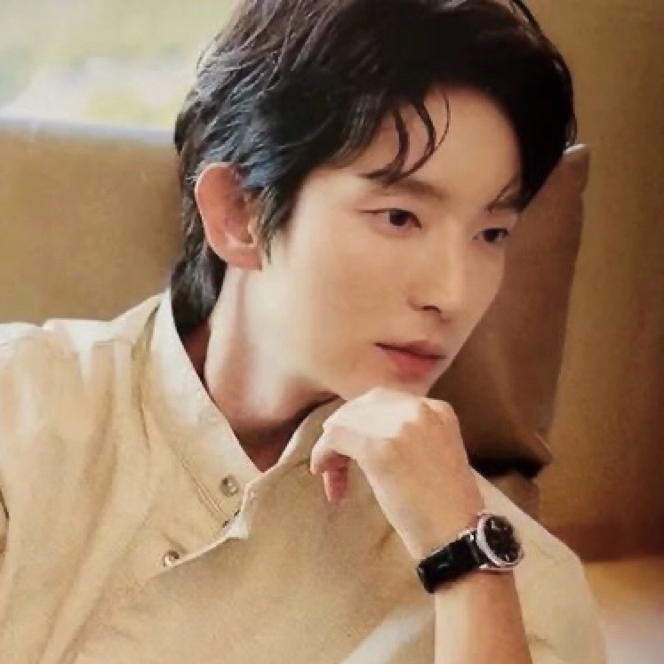 Recent activity shot of Lee Joongi