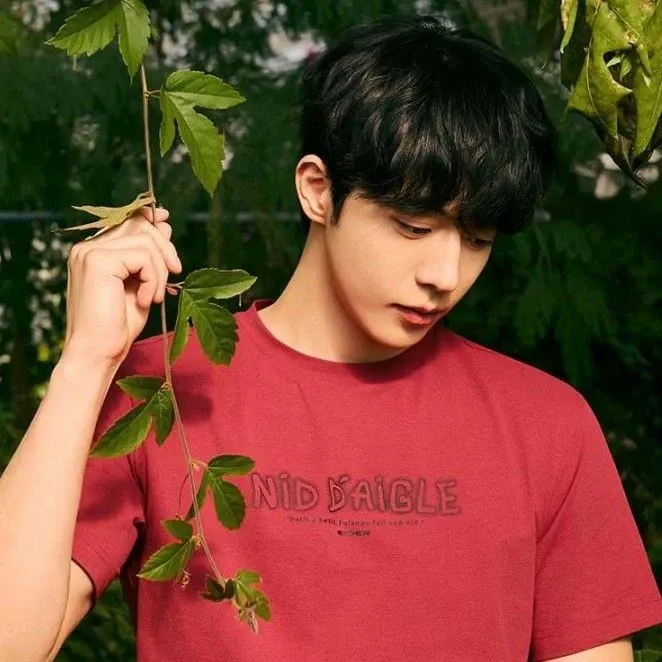 Behind-the-scenes cut of Nam Joohyuk