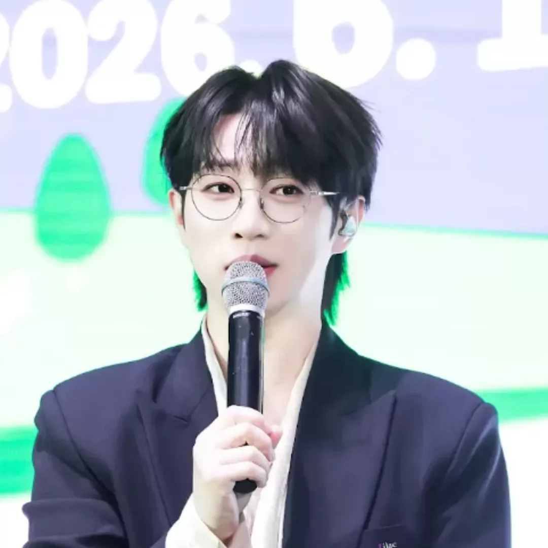 안성훈 최근 활동샷