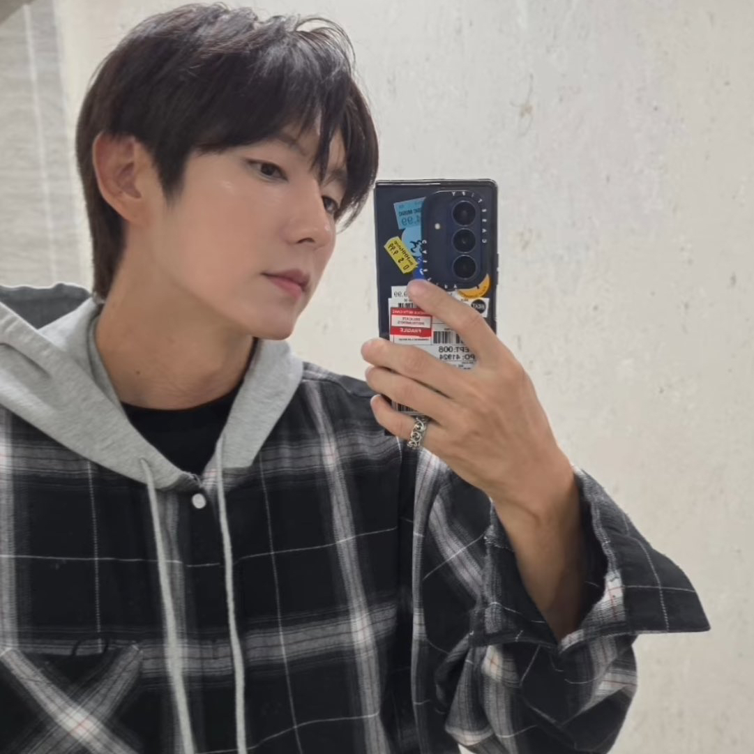 Cuplikan di balik layar dari Lee Joongi