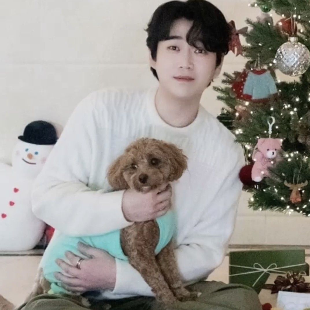 Recent activity shot of Hwang Youngwoong