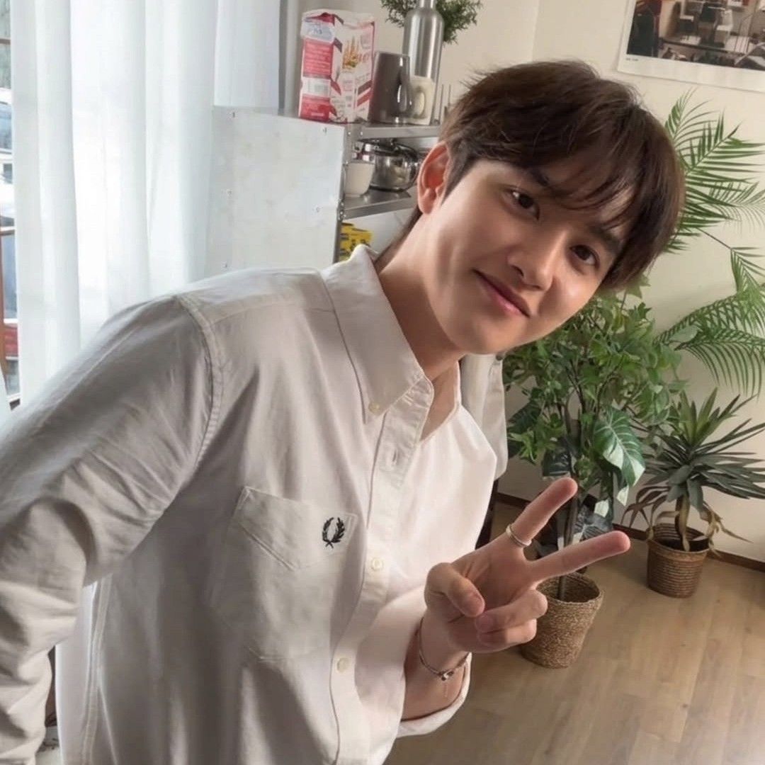 Behind-the-scenes cut of Doh Kyungsoo (D.O.)