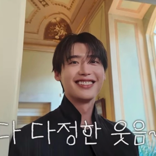 Behind-the-scenes cut of Lee Jongsuk