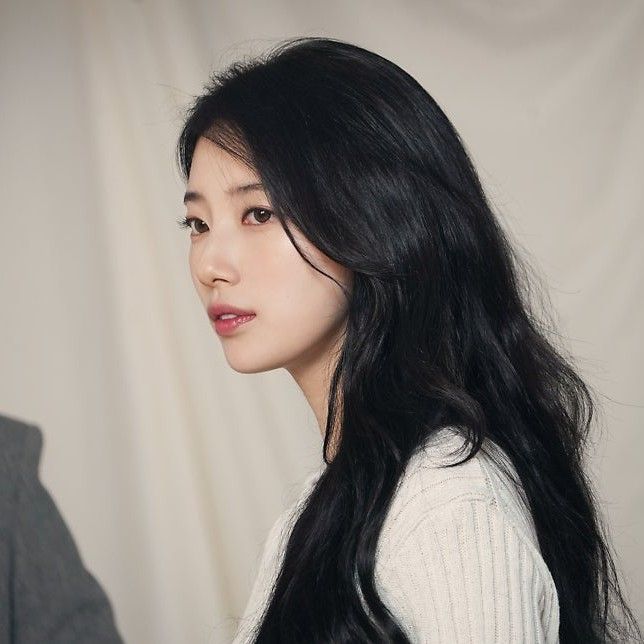 粉絲拍下的裴秀智瞬間