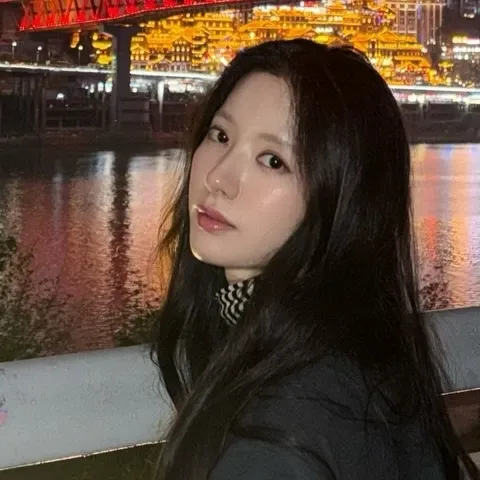 Behind-the-scenes cut of Bona