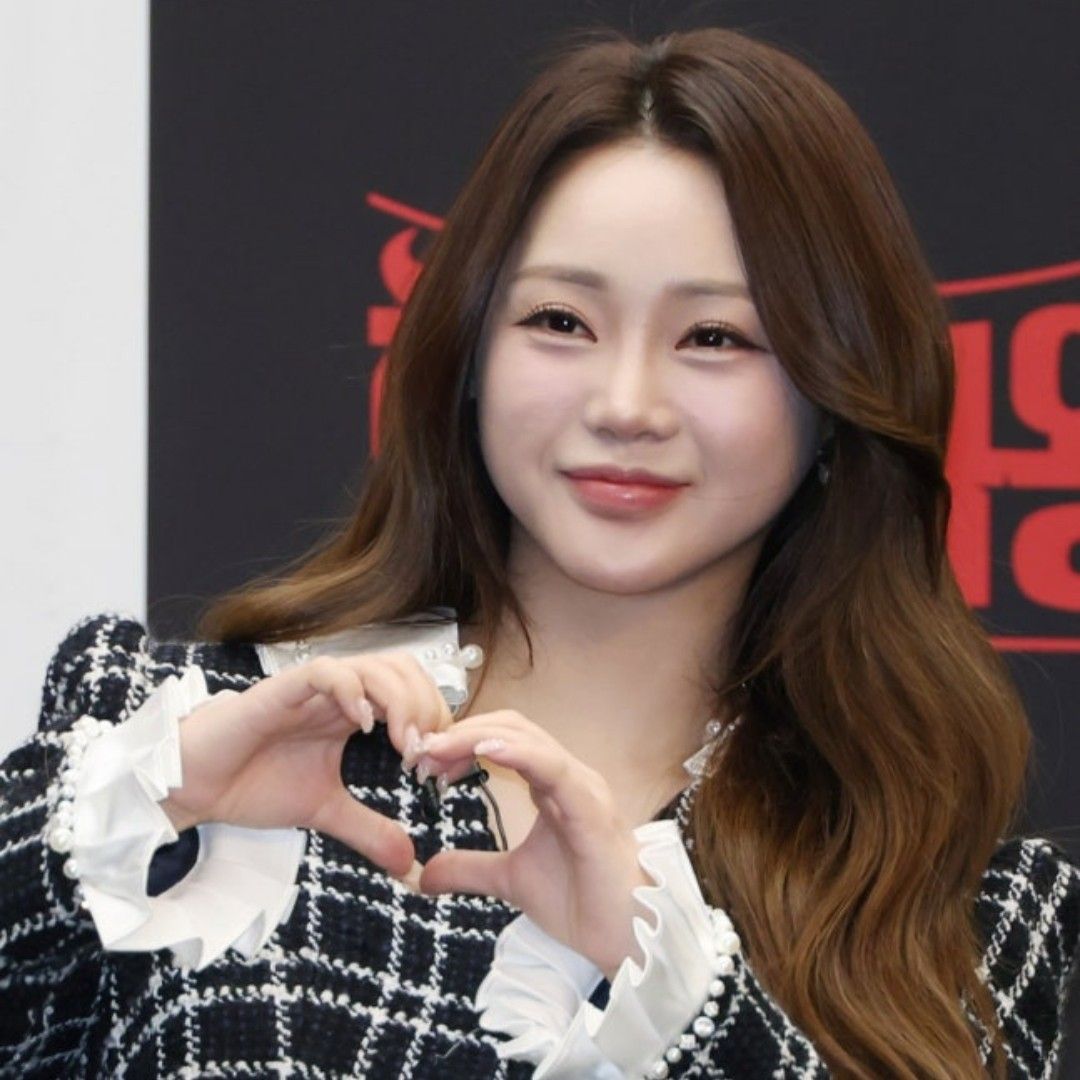 홍지윤의 비하인드 컷