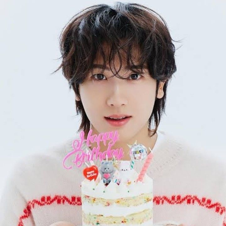 Latest photo of Park Hyungsik