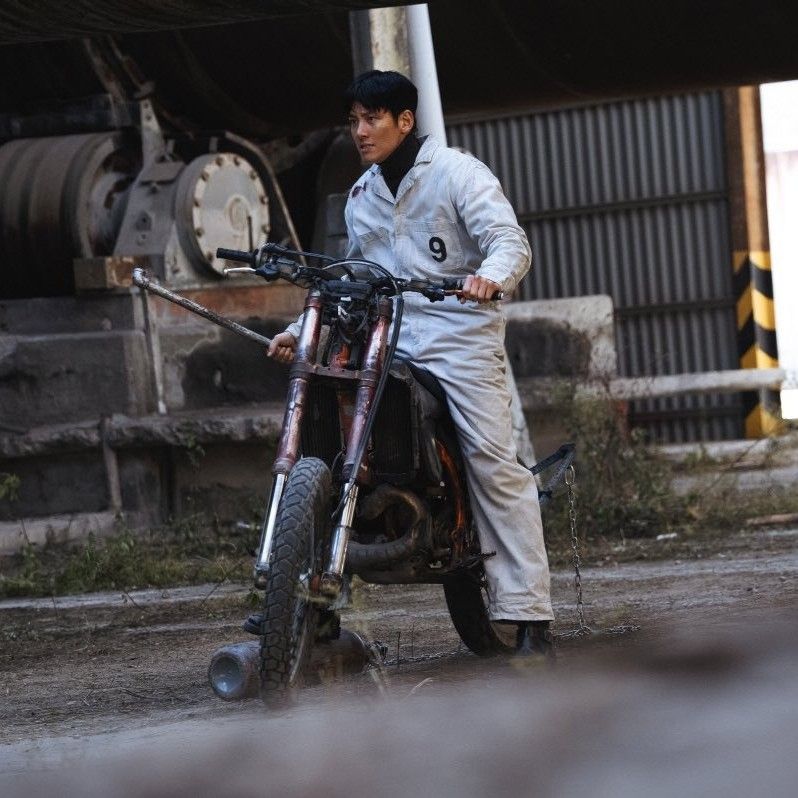 池昌旭的最新照片