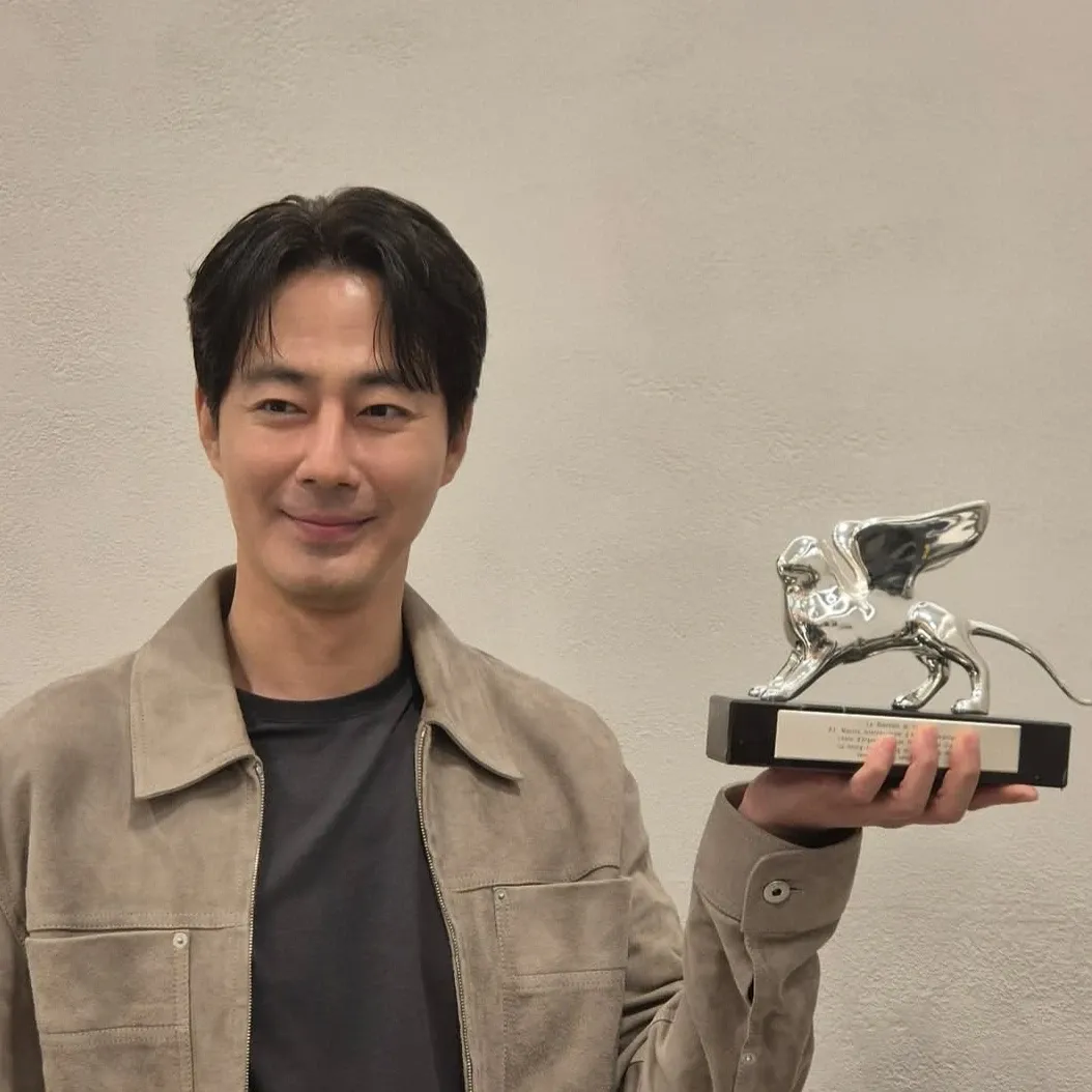 Recent activity shot of Jo Insung