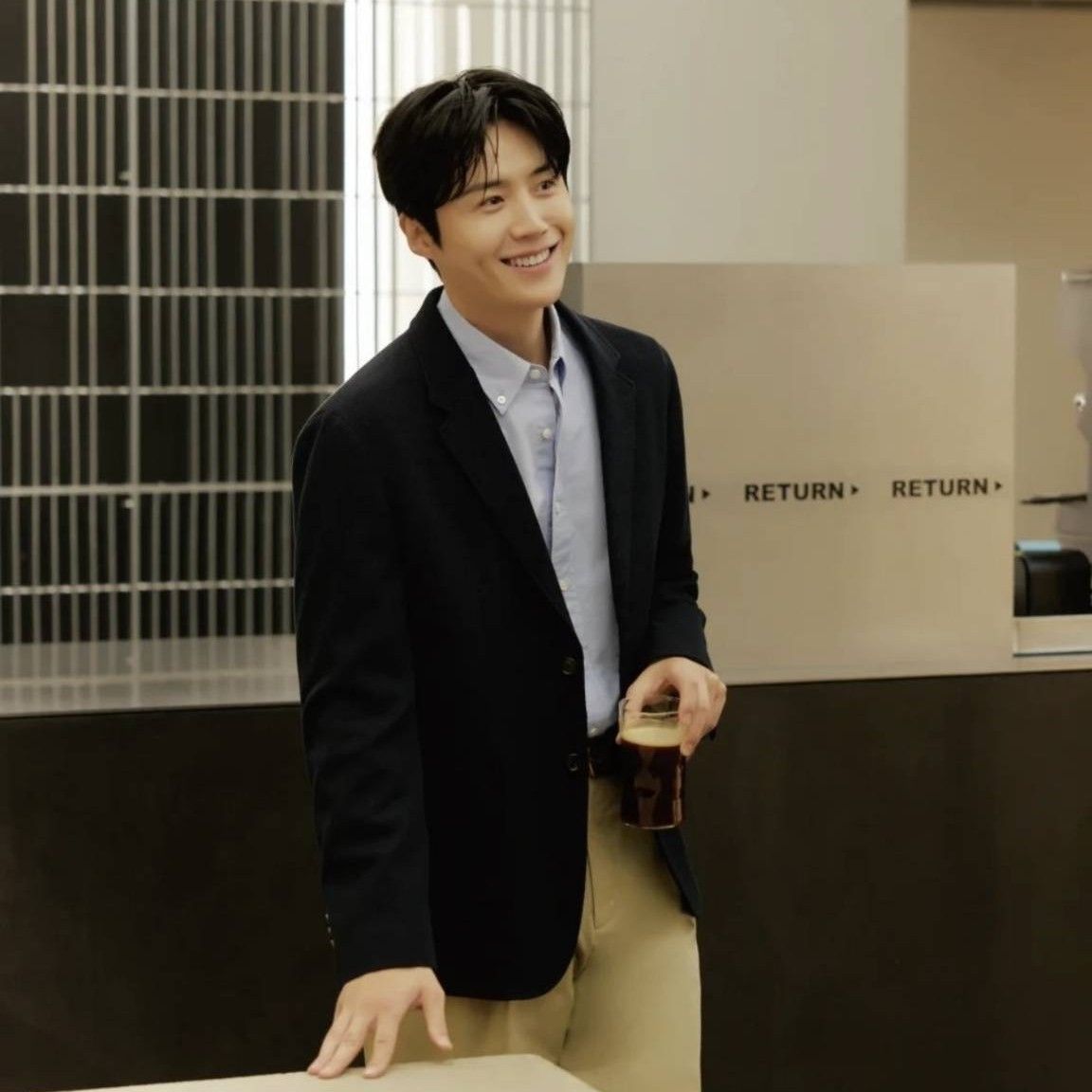 A moment captured by a fan of Kim Seonho